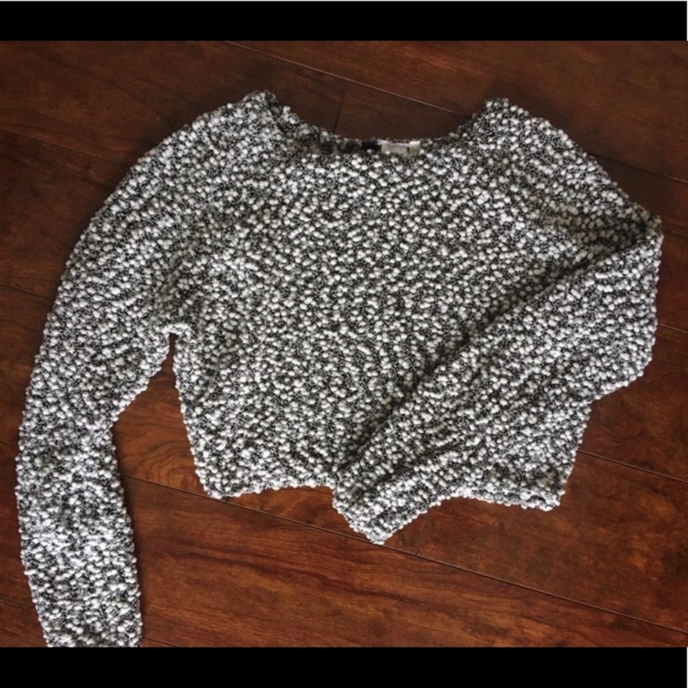 Cropped sweater
